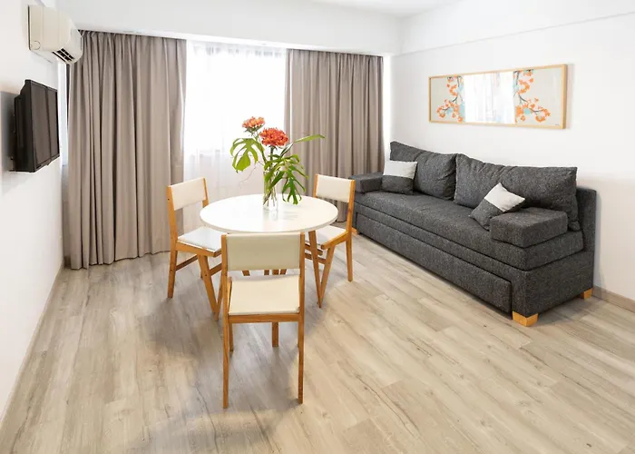 Rentup - Recoleta Chic, Depto A Pasos De Calle Arroyo
